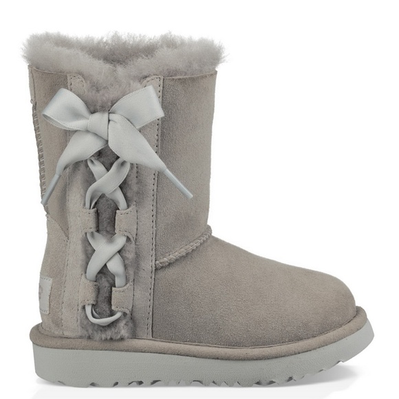 NEW UGG Kid Water-Resistant Shearling Boots – Warm & Durable Winter Boots - Picture 4 of 13